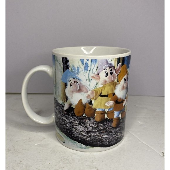 Disney 7 Dwarfs Mini Bean Bag Plush Ceramic Coffee Mug EUC - Picture 2 of 8